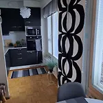 Saunallinen Yksioe פייקסמאקי