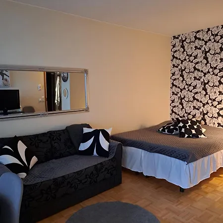 Saunallinen Yksioe Apartment